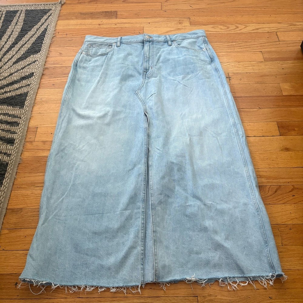 Madewell Light Denim MIDI Skit Size 16